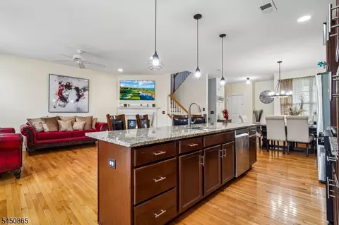Kitchen - 5 Alexanders Rd, Hackettstown, NJ 07840 photo 3 of 4