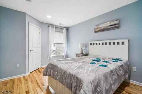 Bedroom - 5 Alexanders Rd, Hackettstown, NJ 07840 photo 3 of 4