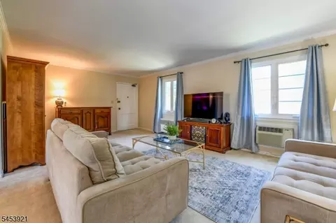 51 Troy Dr # B, Springfield, NJ 07081 photo 4