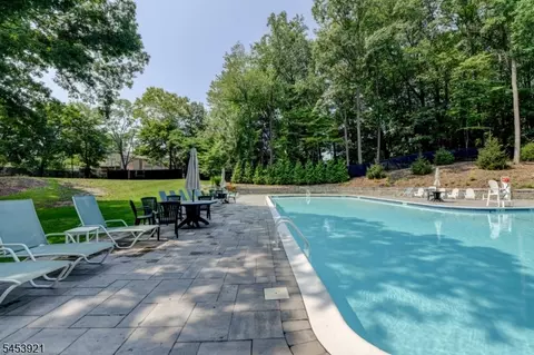 51 Troy Dr # B, Springfield, NJ 07081 photo 17