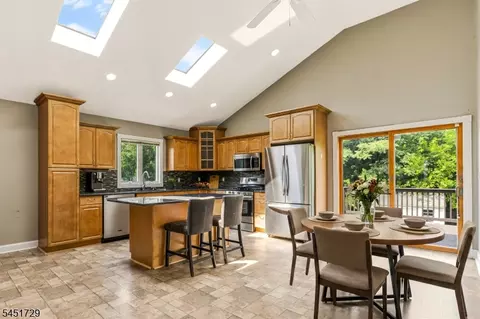 740 Hillside Ave, Boonton, NJ 07005