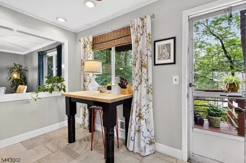 Entry Way - 9 Michael Ct, Dover, NJ 07801 photo 2 of 2