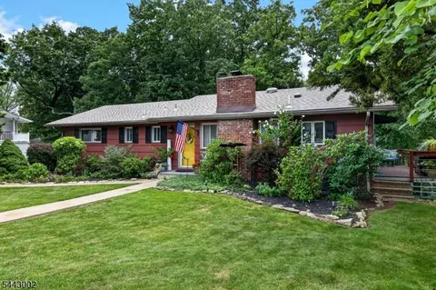 Exterior - 9 Michael Ct, Dover, NJ 07801 photo 10 of 10