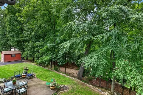Exterior - 9 Michael Ct, Dover, NJ 07801 photo 9 of 10