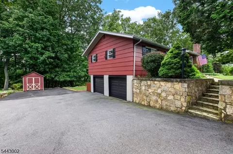 Exterior - 9 Michael Ct, Dover, NJ 07801 photo 8 of 10