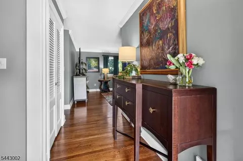 Entry Way - 9 Michael Ct, Dover, NJ 07801 photo 1 of 2