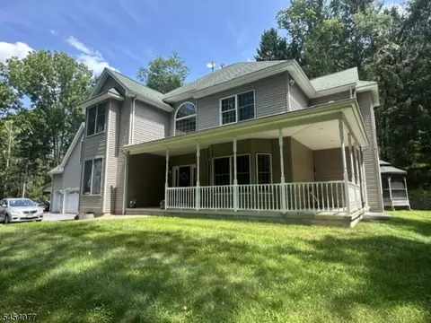 137 Lanning Rd, Blairstown, NJ 07825