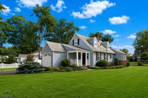 8 Cherokee Rd, Cranford, NJ 07016