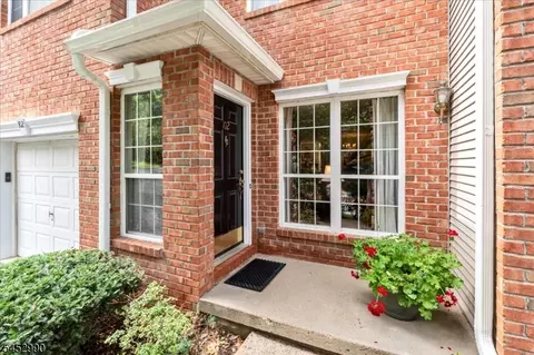 102 Constitution Way #102, Basking Ridge, NJ 07920