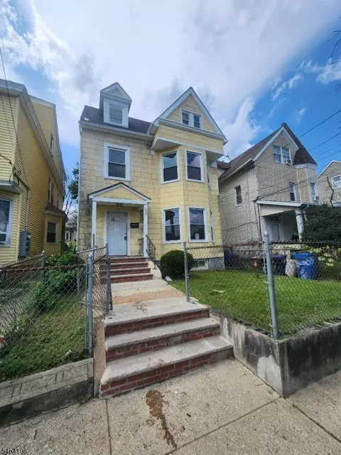 638 E 25th St, Paterson, NJ 07504