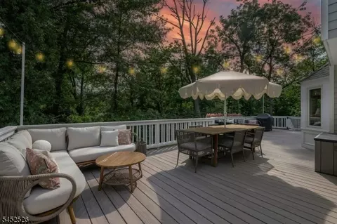 5 Oechsner Ct, Berkeley Heights, NJ 07922 photo 30