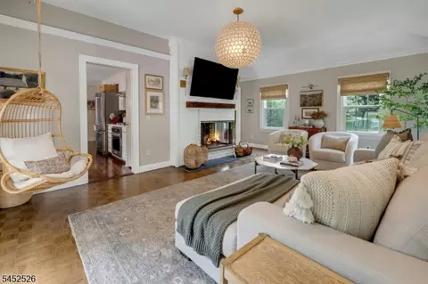 5 Oechsner Ct, Berkeley Heights, NJ 07922 photo 16