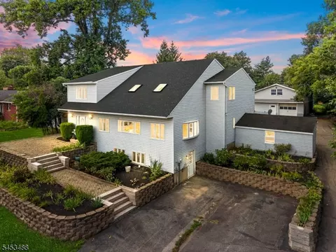 163 Oldham Rd, Wayne, NJ 07470