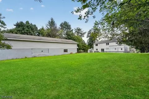 Exterior - 163 Oldham Rd, Wayne, NJ 07470 photo 9 of 9
