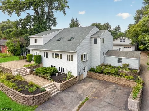 Exterior - 163 Oldham Rd, Wayne, NJ 07470 photo 4 of 9