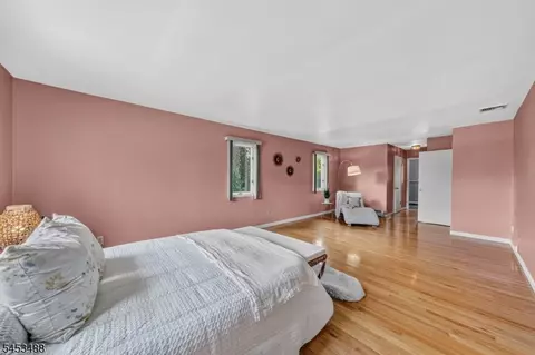 Bedroom - 163 Oldham Rd, Wayne, NJ 07470 photo 3 of 7