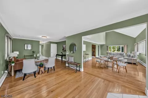Entry Way - 163 Oldham Rd, Wayne, NJ 07470 photo 3 of 3