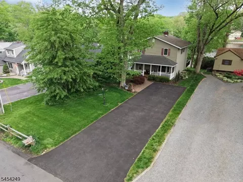 32 W Lakeview Trl, Wharton, NJ 07885