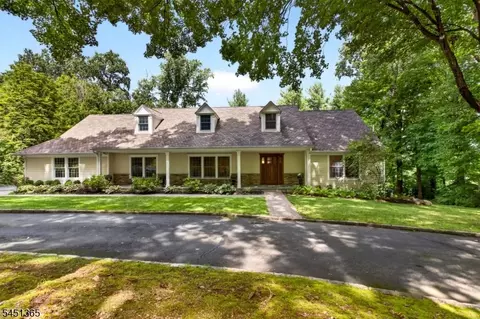 26 Stone Fence Rd, Bernardsville, NJ 07924
