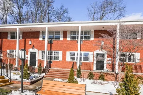 45 Wilfred St #19, West Orange, NJ 07052