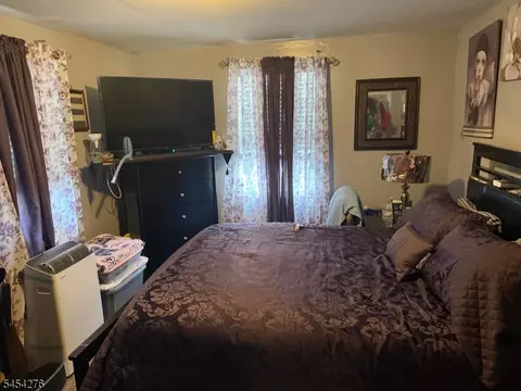 Bedroom - 965 E Front St # D, Plainfield, NJ 07062 photo 4 of 7