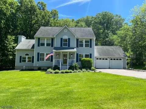 29 Quenby Mountain Rd, Great Meadows, NJ 07838