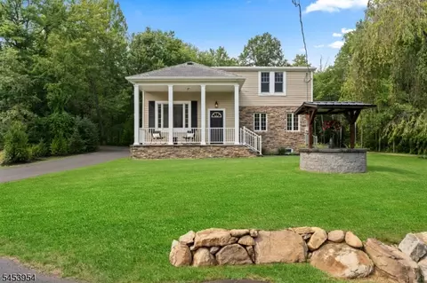 300 Rock Rd, Lambertville, NJ 08530