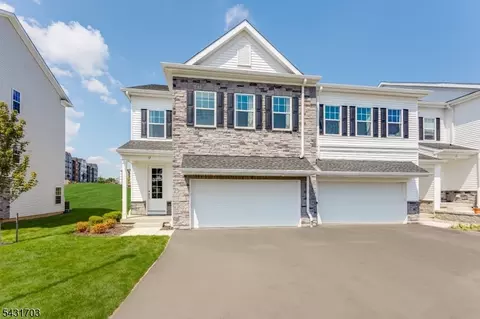 4 Biltmore Ave, East Hanover Twp, NJ 07031