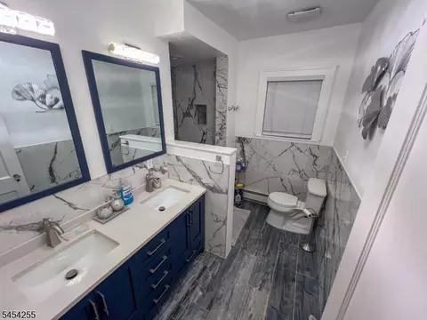 Bath - 925 Hillside Ave, Plainfield, NJ 07060 photo 4 of 5