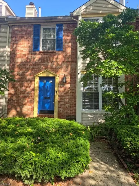 88 Richmond St, Newark, NJ 07103