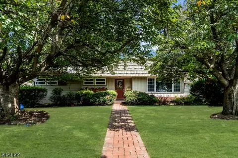 221 Ohio Ave, Phillipsburg, NJ 08865