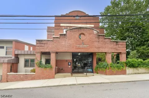 50 May St #112, Hawthorne, NJ 07506