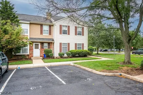 449 Saint Giles Ct, Somerset, NJ 08873