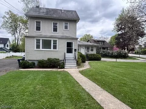 81 Summit Ave, Chatham, NJ 07928
