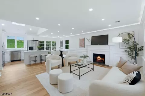 34 Clark St, Summit, NJ 07901