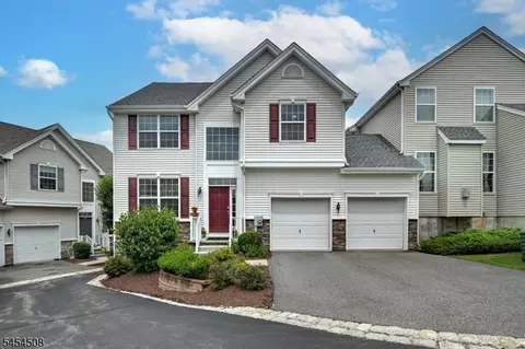 150 Sowers Dr, Hackettstown, NJ 07840