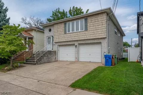 820 Baldwin Ave, Linden, NJ 07036