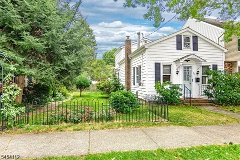 56 S Union St, Lambertville, NJ 08530