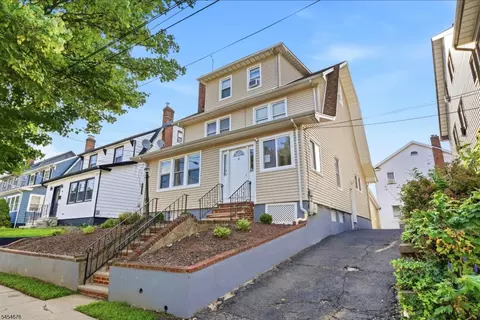 18 Winfield St, West Orange, NJ 07052