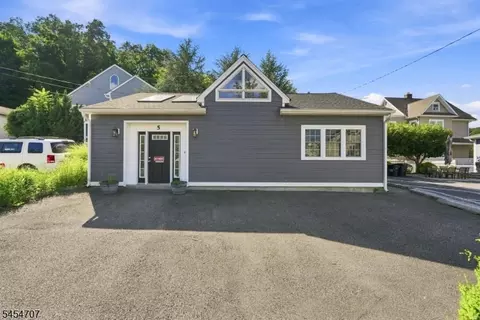 5 Budd St, Morristown, NJ 07960