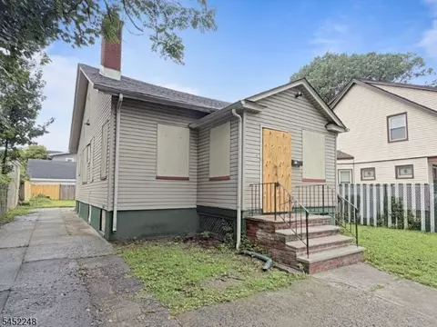 13 Linwood Pl, East Orange, NJ 07017