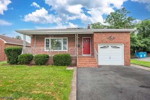 155 Beach St, Rockaway, NJ 07866