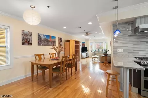 726 23rd St #2, Union City, NJ 07087