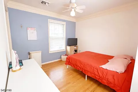 Bedroom - 10 Davis Ave, Dover, NJ 07801 photo 4 of 7