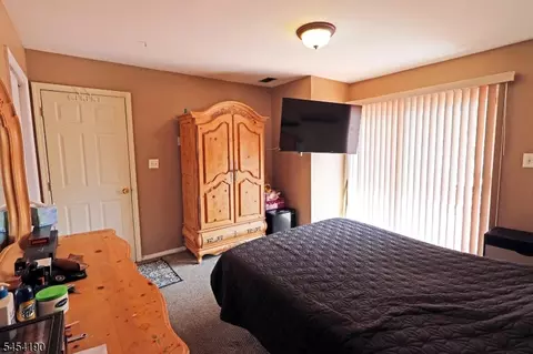 Bedroom - 10 Davis Ave, Dover, NJ 07801 photo 6 of 7