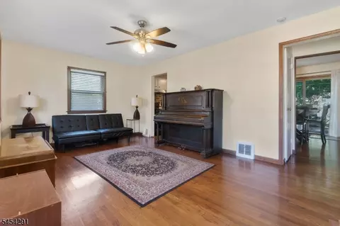Other - 150 Barbara Dr, North Plainfield, NJ 07062 photo 3 of 9