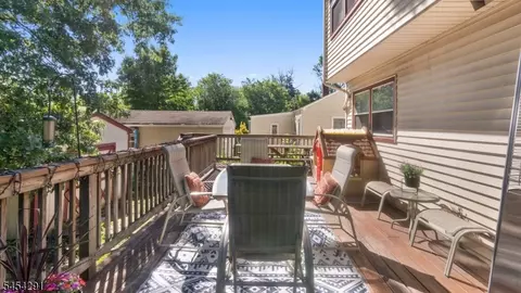 Exterior - 150 Barbara Dr, North Plainfield, NJ 07062 photo 6 of 10