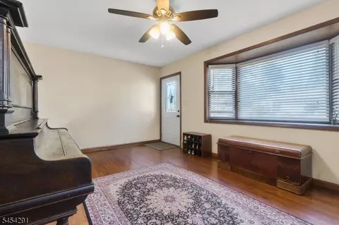 Entry Way - 150 Barbara Dr, North Plainfield, NJ 07062 photo 1 of 2
