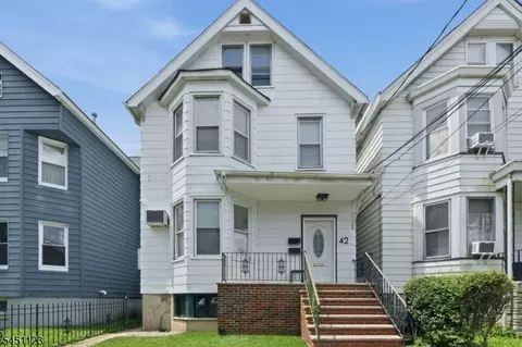 42 Lawrence St, Bloomfield, NJ 07003