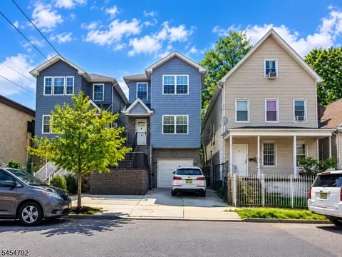 808 Livingston St, Elizabeth, NJ 07201